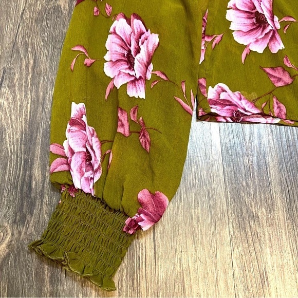 Forever 21 Green Floral Sheer Long Sleeves Ruffled Top Mock Neck Size S - Picture 11 of 13